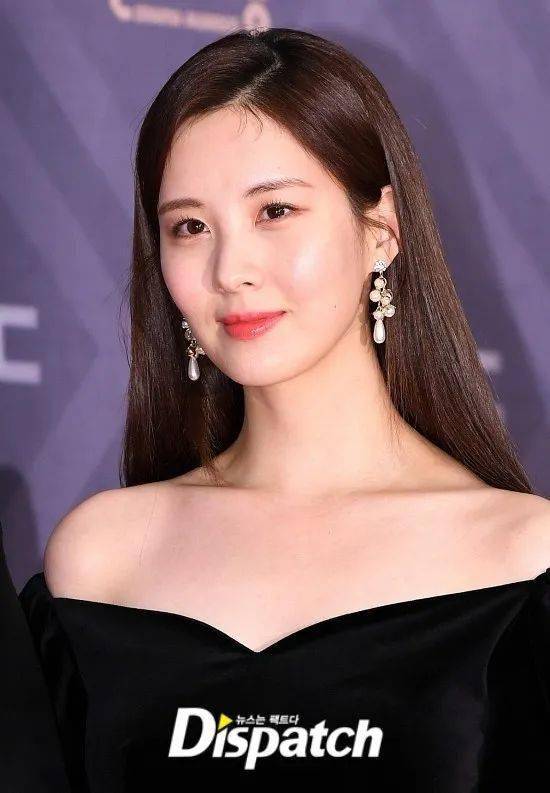 徐賢最新圖片，展現(xiàn)變化、學(xué)習(xí)與自信的力量