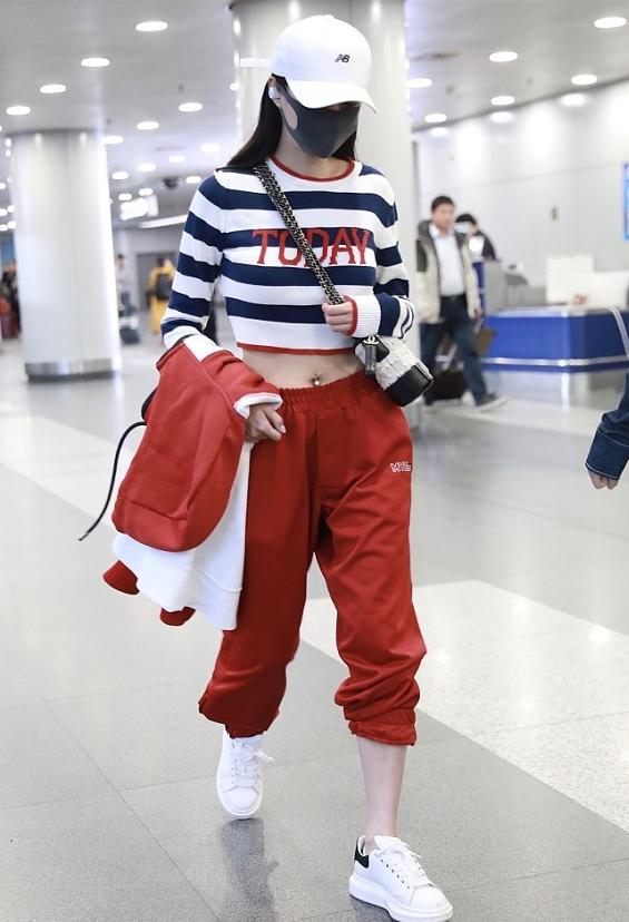 最新穿臍環(huán)時尚，你的個性之選！