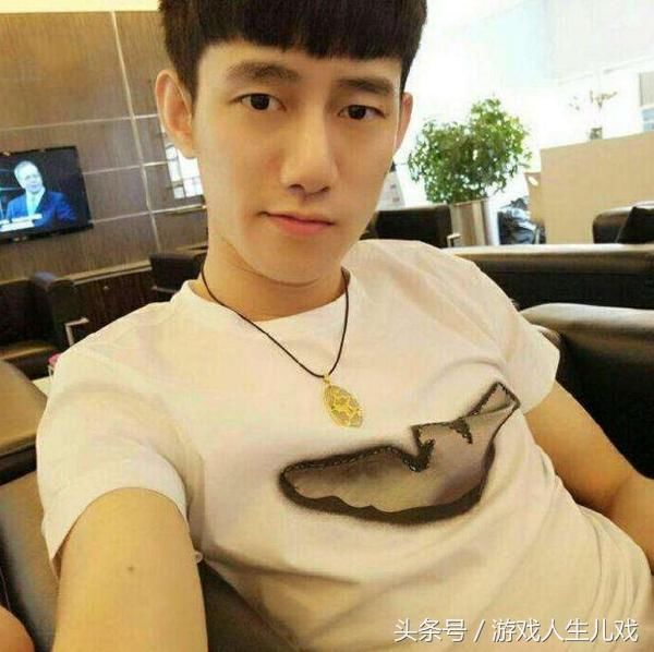 阿哲最新動態(tài)揭秘，探索前沿，潮流引領(lǐng)者