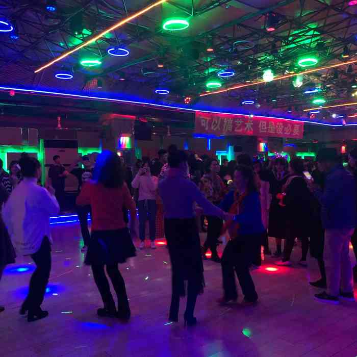 最新上海舞廳地址匯總，舞動(dòng)魔都的熱門場(chǎng)所揭秘