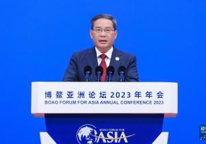 西部機(jī)場集團(tuán)領(lǐng)導(dǎo)引領(lǐng)變革，鑄就自信與成就新篇章