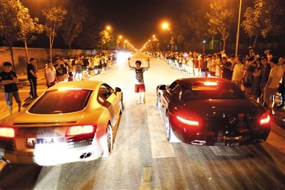 新疆車禍最新消息，探索自然美景不受阻礙