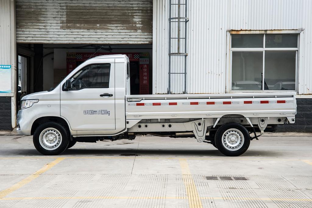 微卡拉貨最新規(guī)定，塑造貨運(yùn)行業(yè)新格局的關(guān)鍵力量