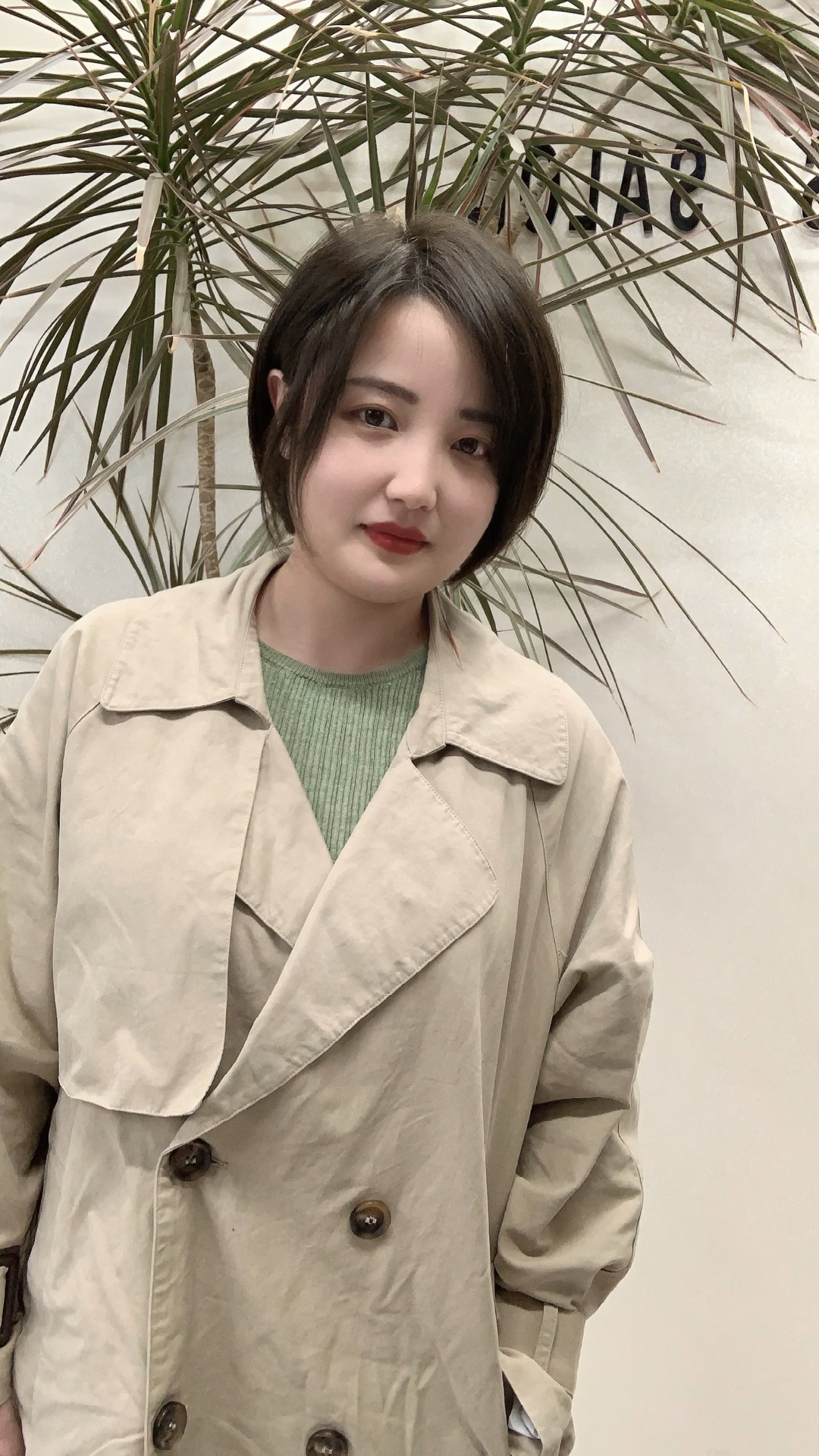 圓臉女生必備最新短發(fā)造型，小紅書上的流行趨勢(shì)一網(wǎng)打盡???♀?