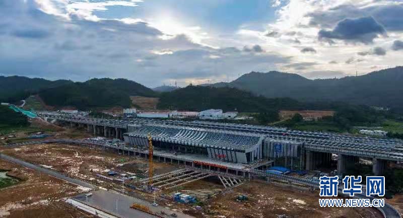 贛深高鐵施工進(jìn)展、挑戰(zhàn)全方位解讀，最新消息速遞