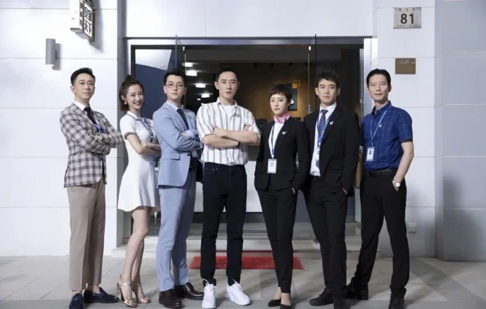 靳東最新電視劇作品，演技魅力一覽，熱門劇集深度解析