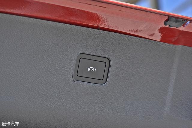 最新比速T5試駕體驗(yàn)，駕馭變化，自信與學(xué)習(xí)同行視頻