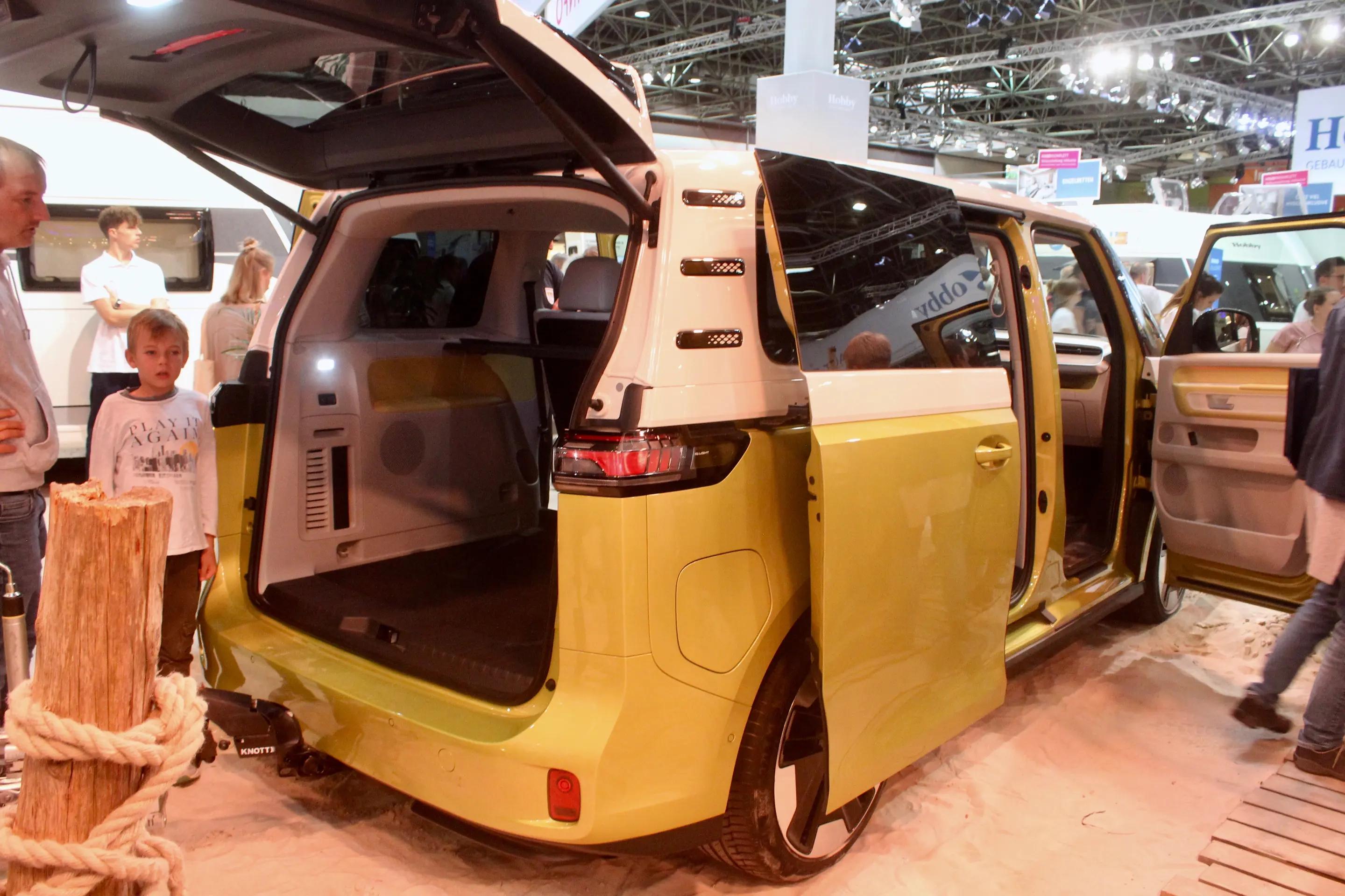 大眾最新旅居車，啟程學(xué)習(xí)，自信前行，開啟夢(mèng)想新征程