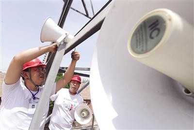 大喇叭廣播，小巷深處的獨特音符與隱藏的特色小店揭秘