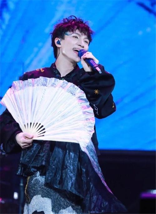 火花最新歌曲，自然美景之旅，探尋內(nèi)心的平和寧?kù)o