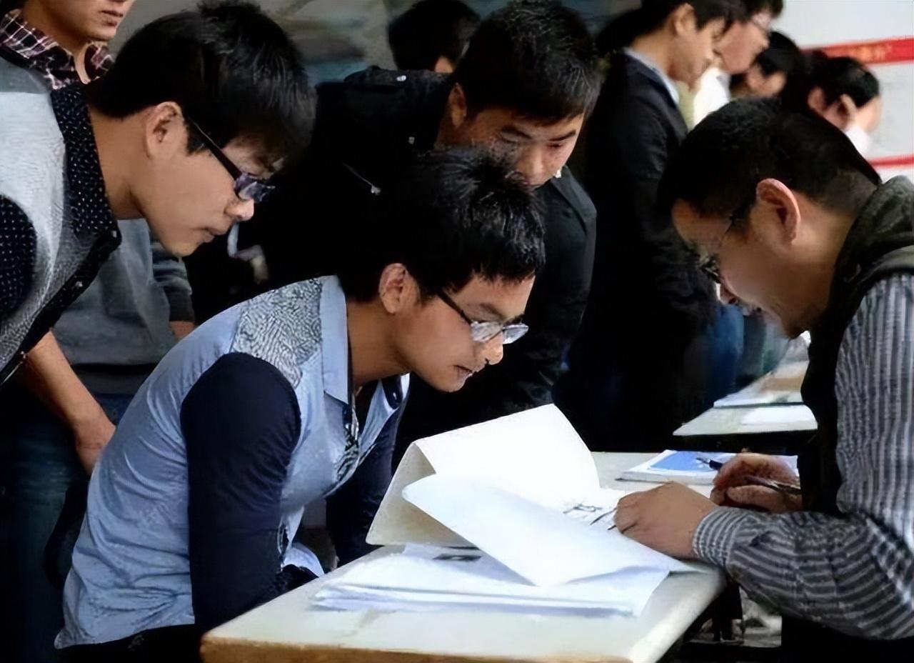 鐵路薪資改革邁入新時代，科技重塑未來，最新動態(tài)揭示變革趨勢