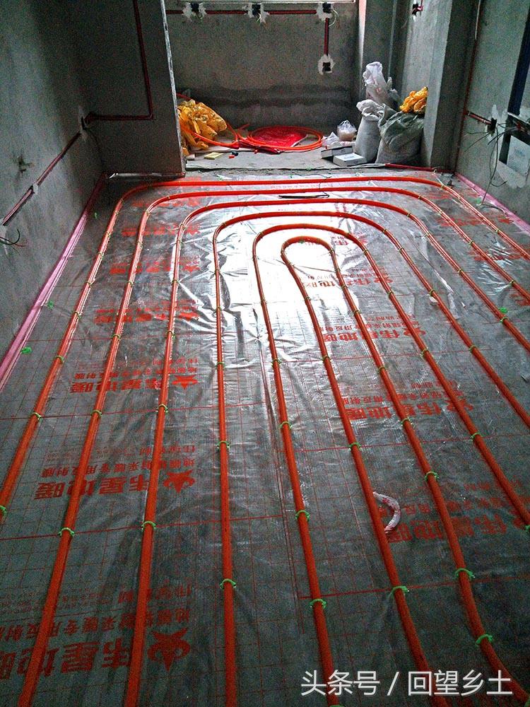 關(guān)于地暖安裝價(jià)格的觀點(diǎn)探討，全面解析裝地暖的費(fèi)用與考量因素