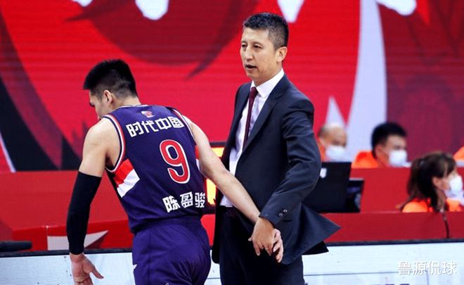 郭士強比賽視頻，籃球戰(zhàn)術與技術深度剖析