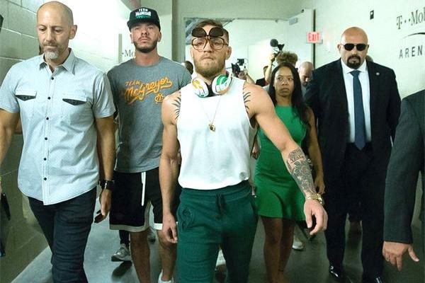 麥格雷戈最新賽事集錦，體育盛宴的激情瞬間！