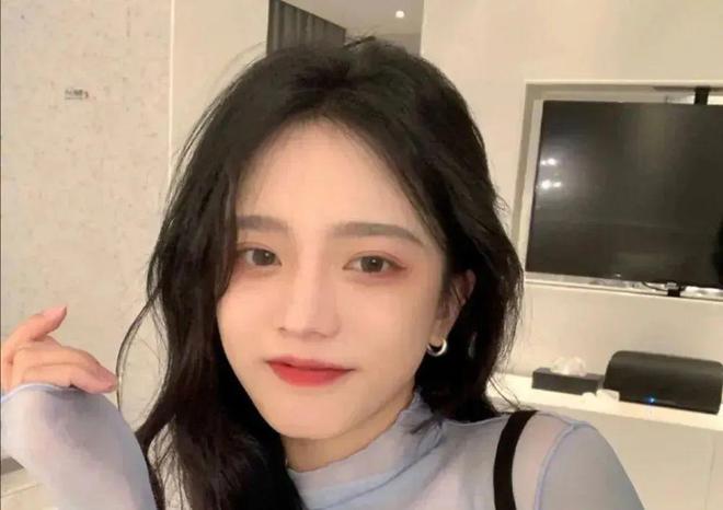 最新長發(fā)美女視頻，心靈與自然的絕美之旅