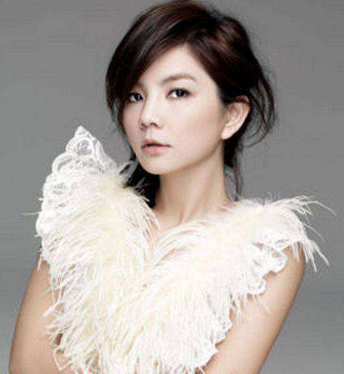 星光下的秘密，明星狐臭揭秘與香氛奇遇探秘