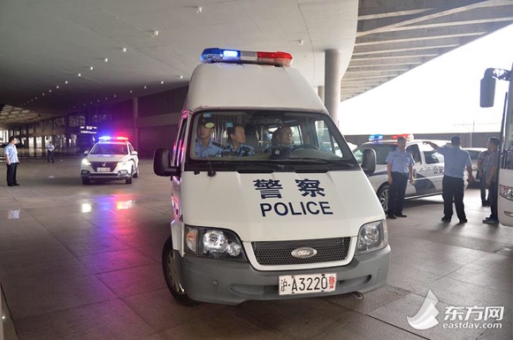 最新小額詐騙動(dòng)態(tài)揭秘，小巷深處的神秘特色小店警惕詐騙風(fēng)險(xiǎn)