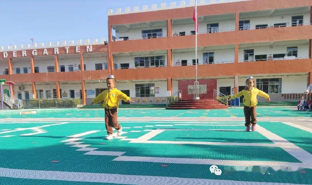 幼兒園運(yùn)動(dòng)會比賽項(xiàng)目，自信、成長與活力的展現(xiàn)舞臺