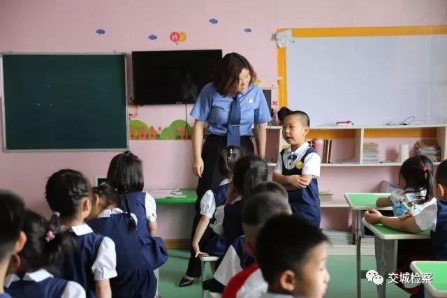 最新東方時(shí)事解讀，自然美景背后的探索之旅