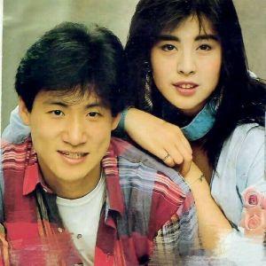 揭秘明星背后的故事，光環(huán)下的真實身份?