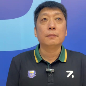 岳鵬飛，時(shí)代之光，影壇新星閃耀之路