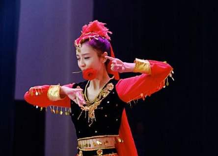 跳舞的明星，多維度的藝術(shù)展現(xiàn)力