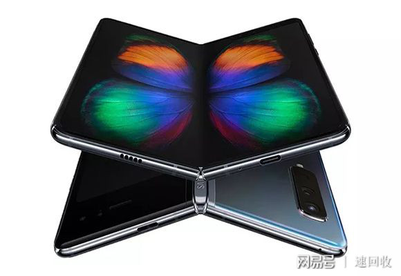 折疊手機(jī)全面指南，上市時間及最新動態(tài)揭秘