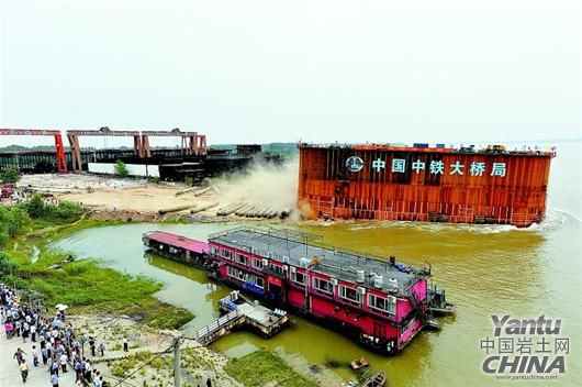 楊泗港長江大橋最新動態(tài)，全面指南與詳細步驟解讀