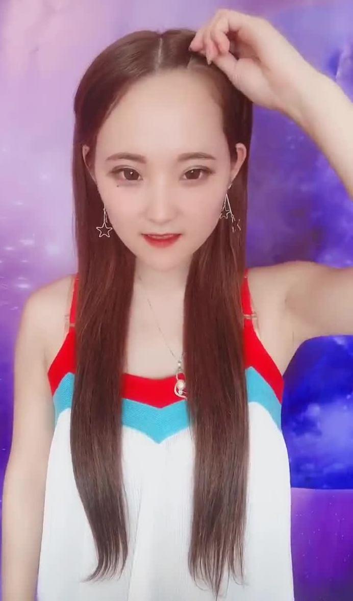 最新美拍編發(fā)教程，輕松打造時尚發(fā)型，瞬間提升你的魅力值！