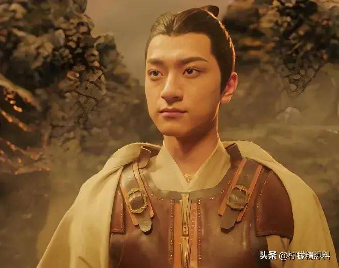 最新搞笑丑男大盤點(diǎn)，日常笑料背后的真摯友情故事