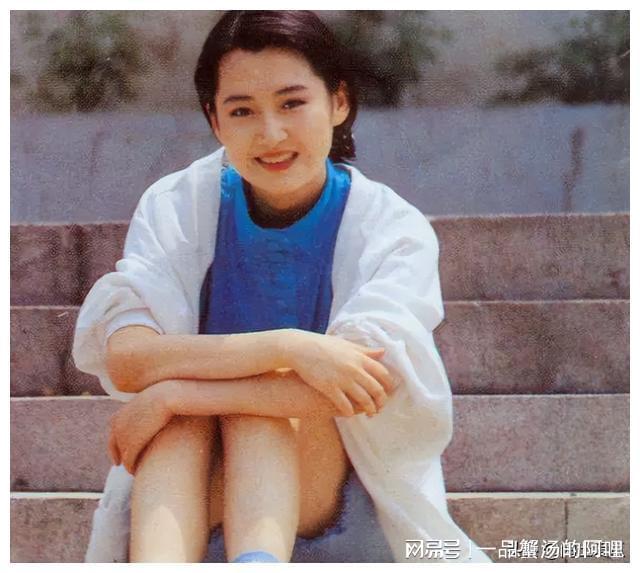 重磅推出，演員楊青科技新品，引領(lǐng)未來生活新潮流！