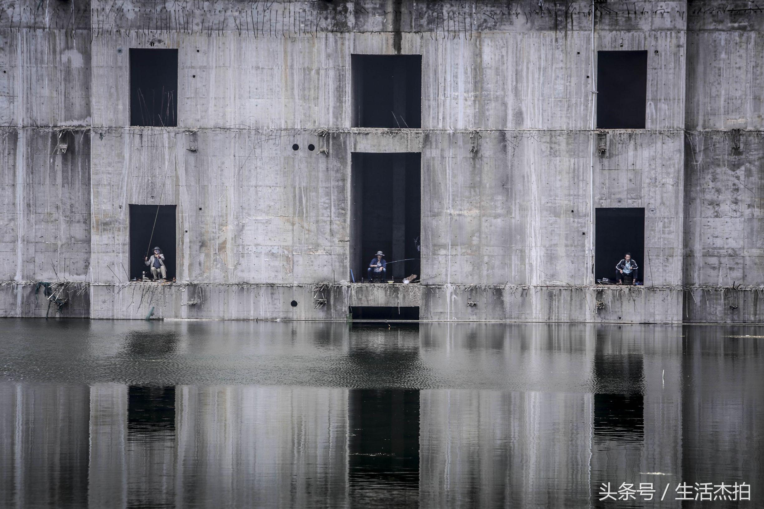 下馬村爛尾樓重生記，獨特小店新進展揭秘