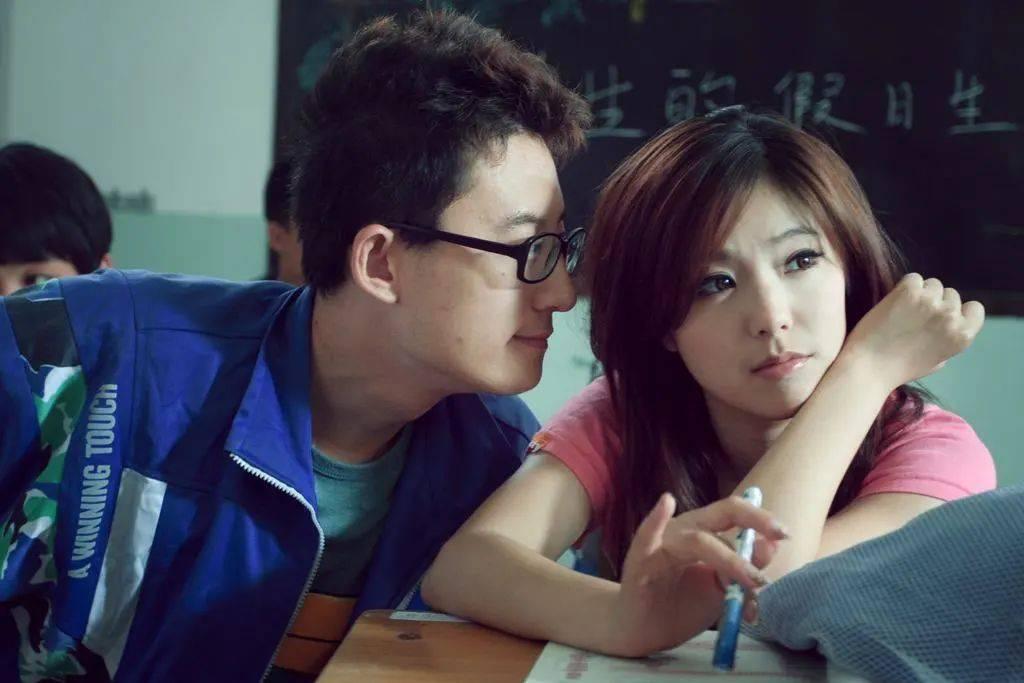 宅男網(wǎng)最新動(dòng)態(tài)，學(xué)習(xí)變化，擁抱自信與成就感之路