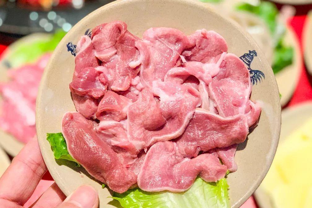 小巷深處的最新火鍋菜品，味覺盛宴的驚喜探索