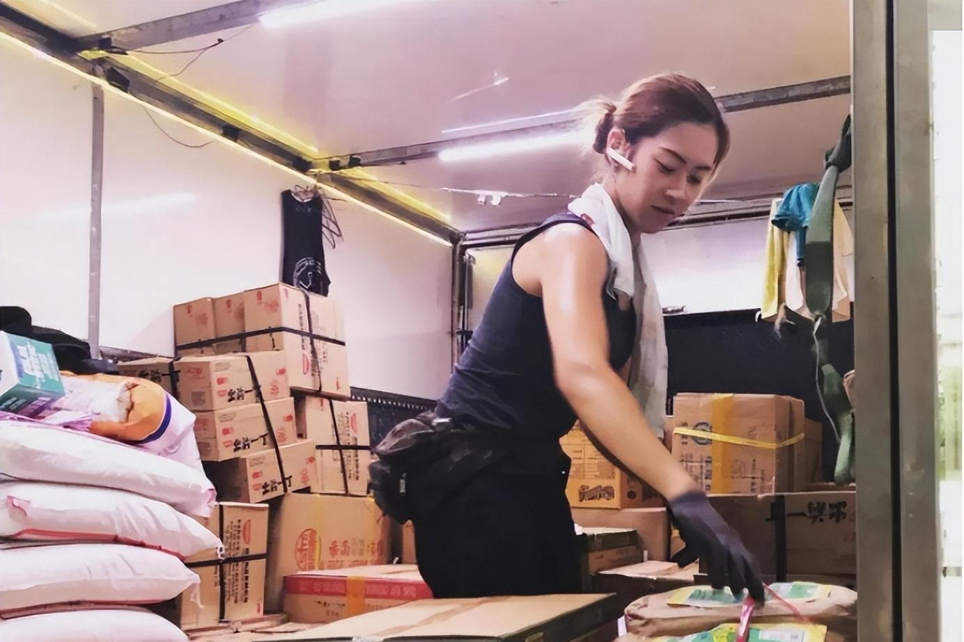 最新島國(guó)搬運(yùn)工，時(shí)代產(chǎn)物還是爭(zhēng)議焦點(diǎn)？