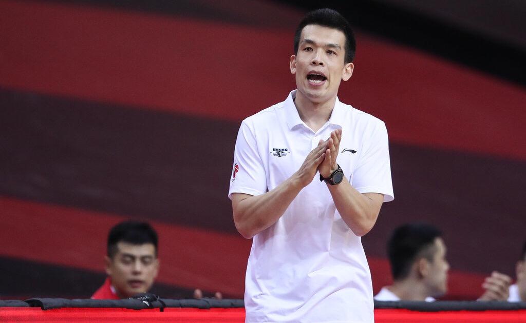 CBA北京隊(duì)最新動態(tài)，籃球情懷、美食驚喜與小巷深處的秘密