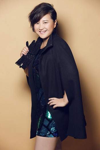 賈玲小品最新，喜劇界的璀璨明珠，引人捧腹爆笑！