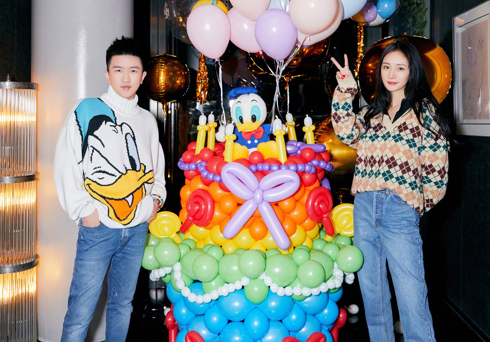 最新生日?qǐng)D片分享，小巷深處的特色小店，生日探索之旅啟程！