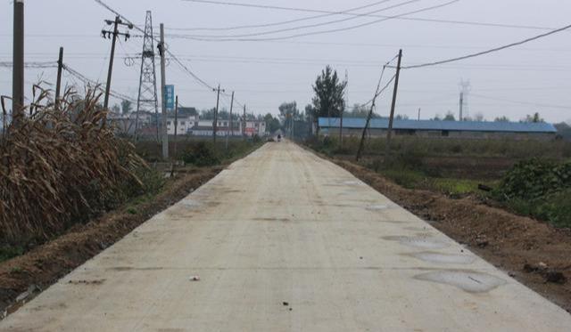 鄧州干部調(diào)整背后的故事，小巷深處的獨(dú)特風(fēng)景與美食瑰寶揭秘