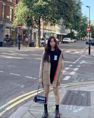 金智秀機場最新動態(tài)，時尚前沿與科技創(chuàng)新的交融之地