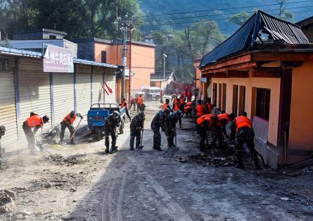 甘肅泥石流最新動態(tài)，災(zāi)難預(yù)警與應(yīng)對策略探討