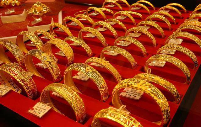 最新黃金回收價格老鳳祥，科技重塑黃金價值，引領(lǐng)未來生活體驗